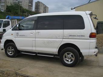 1999 Mitsubishi Delica For Sale