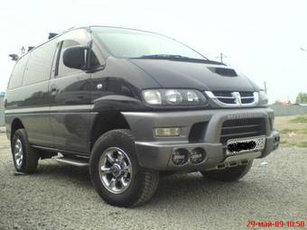 1999 Mitsubishi Delica