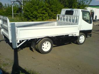 1999 Mitsubishi Delica Pictures