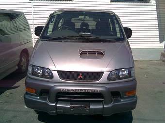 1999 Mitsubishi Delica Wallpapers