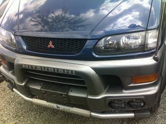 1999 Mitsubishi Delica Pictures