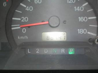 1999 Mitsubishi Delica Pictures