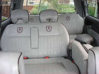 1999 Mitsubishi Delica Pictures
