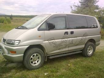 1999 Mitsubishi Delica