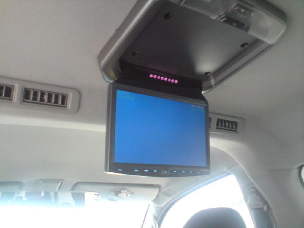 2000 Mitsubishi Delica