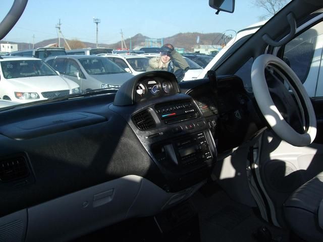 2000 Mitsubishi Delica