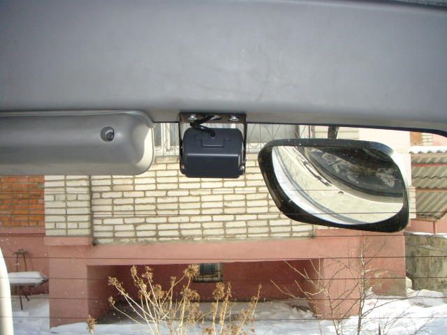 2000 Mitsubishi Delica