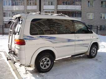 Mitsubishi Delica