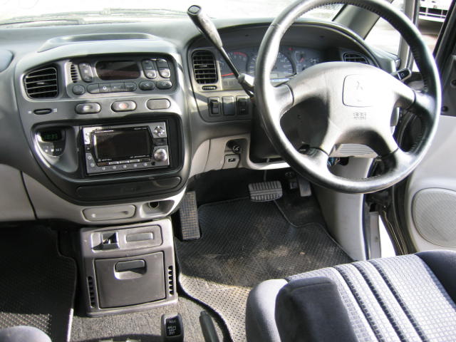 2000 Mitsubishi Delica For Sale