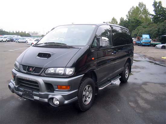 2000 Mitsubishi Delica Wallpapers