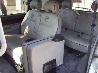 2000 Mitsubishi Delica For Sale