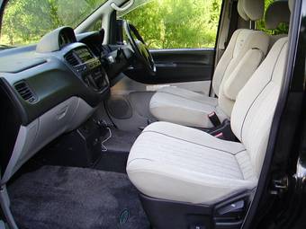 2000 Mitsubishi Delica Pics