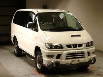 2000 Mitsubishi Delica Images
