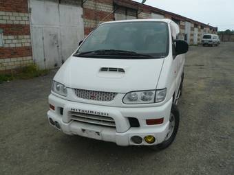 2000 Mitsubishi Delica Wallpapers