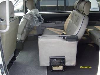 2000 Mitsubishi Delica For Sale