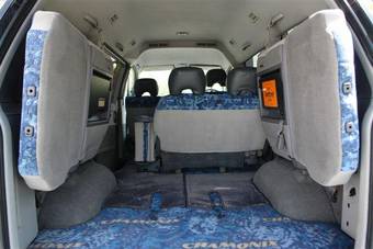 2000 Mitsubishi Delica Pics