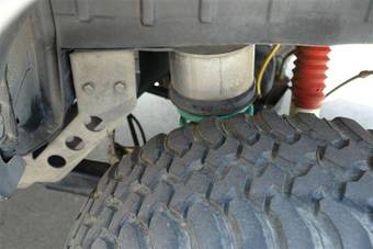 2000 Mitsubishi Delica Photos