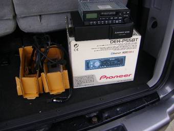 2000 Mitsubishi Delica Photos