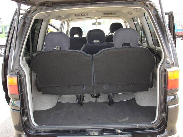 2001 Mitsubishi Delica