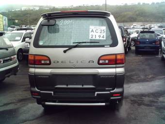 2001 Mitsubishi Delica For Sale