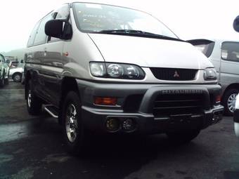 2001 Mitsubishi Delica Wallpapers