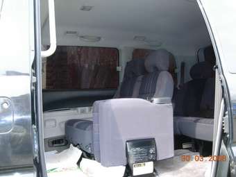 2001 Mitsubishi Delica Images