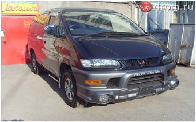 2001 Mitsubishi Delica