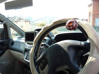 2001 Mitsubishi Delica Photos