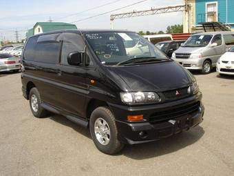 2001 Mitsubishi Delica Wallpapers