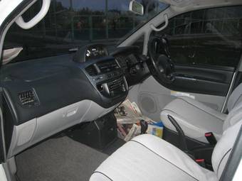 2001 Mitsubishi Delica For Sale