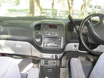 2001 Mitsubishi Delica For Sale
