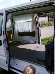 2001 Mitsubishi Delica Photos