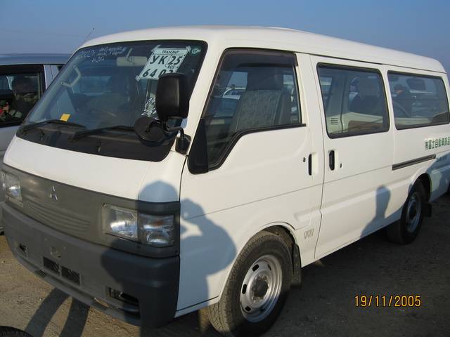 2002 Mitsubishi Delica