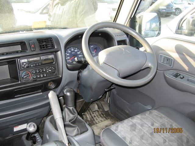 2002 Mitsubishi Delica