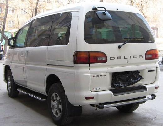 2002 Mitsubishi Delica