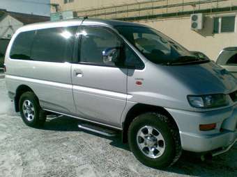 2002 Mitsubishi Delica