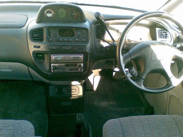 2002 Mitsubishi Delica