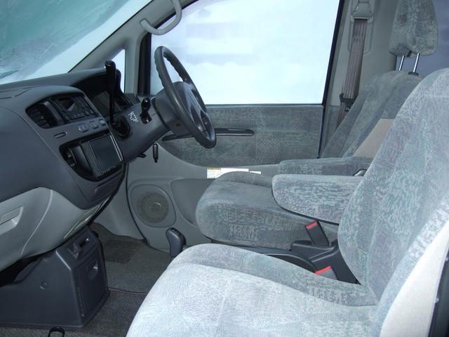 2002 Mitsubishi Delica