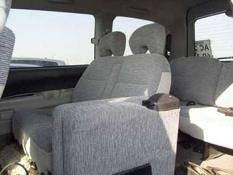 2002 Mitsubishi Delica Images