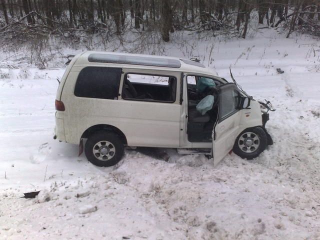 2002 Mitsubishi Delica