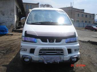 2002 Mitsubishi Delica For Sale