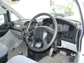 2002 Mitsubishi Delica For Sale
