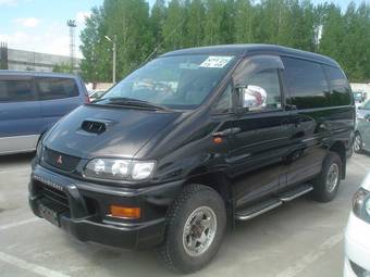 2002 Mitsubishi Delica