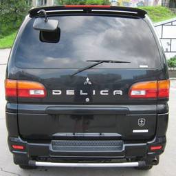 2002 Mitsubishi Delica For Sale