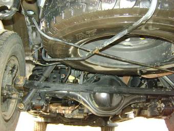 2003 Mitsubishi Delica Pictures