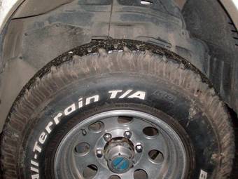 2003 Mitsubishi Delica Pictures