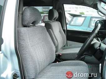 2004 Mitsubishi Delica For Sale