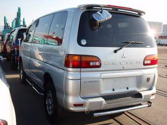 2004 Mitsubishi Delica For Sale