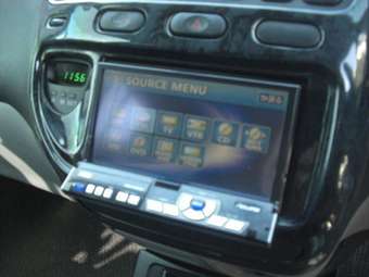 2005 Mitsubishi Delica Pictures