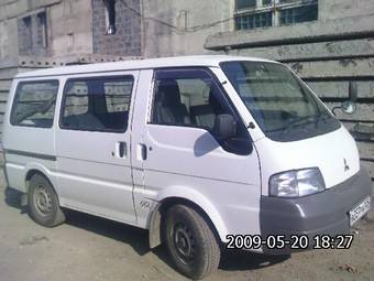 2005 Mitsubishi Delica